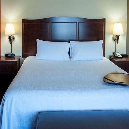 Hampton Inn & Suites Watertown Zewnętrze zdjęcie