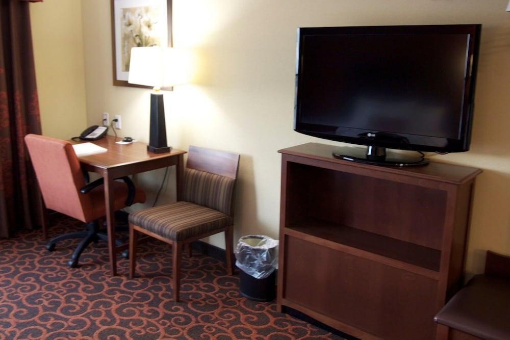 Hampton Inn & Suites Watertown Zewnętrze zdjęcie