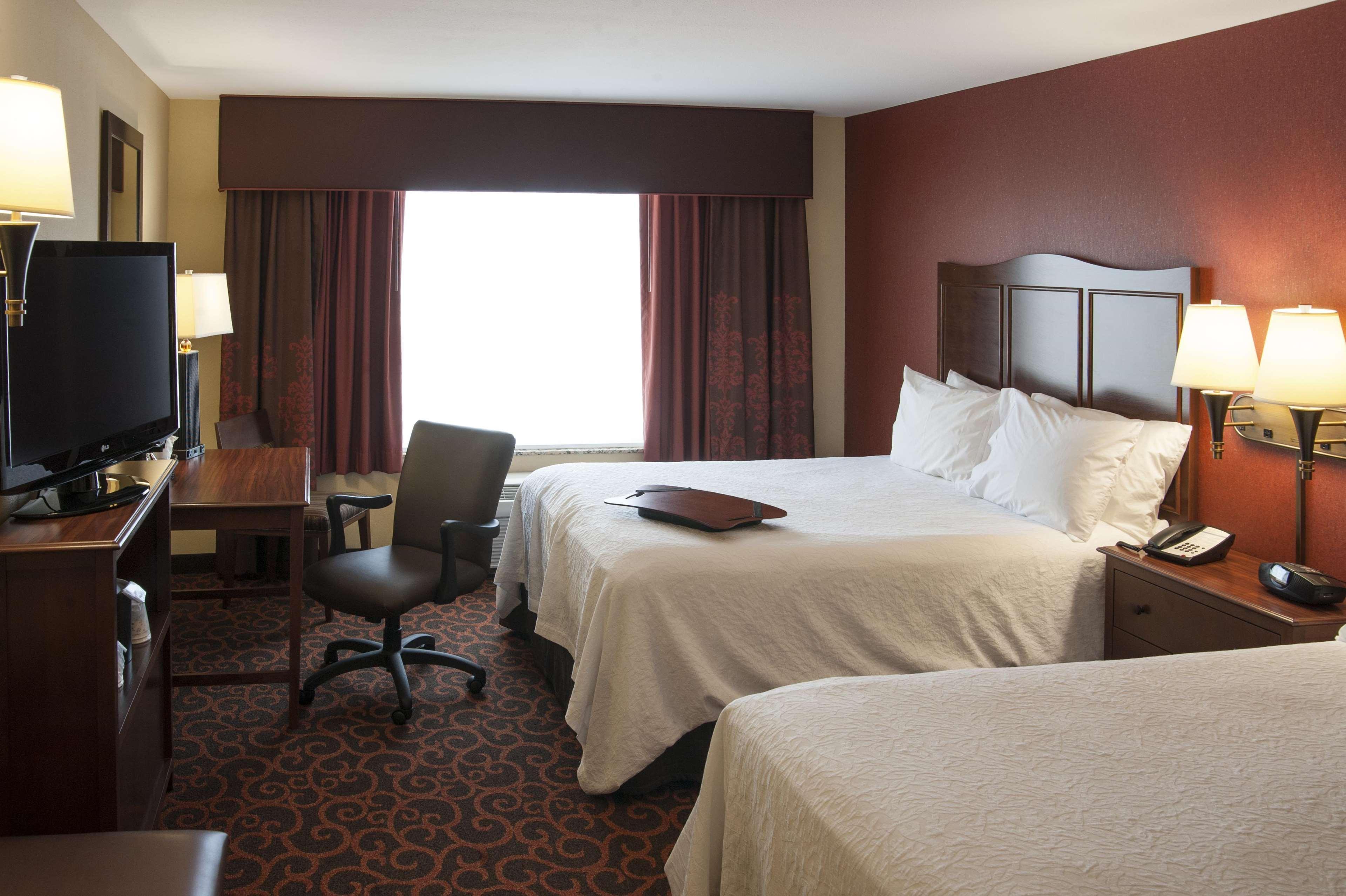 Hampton Inn & Suites Watertown Zewnętrze zdjęcie