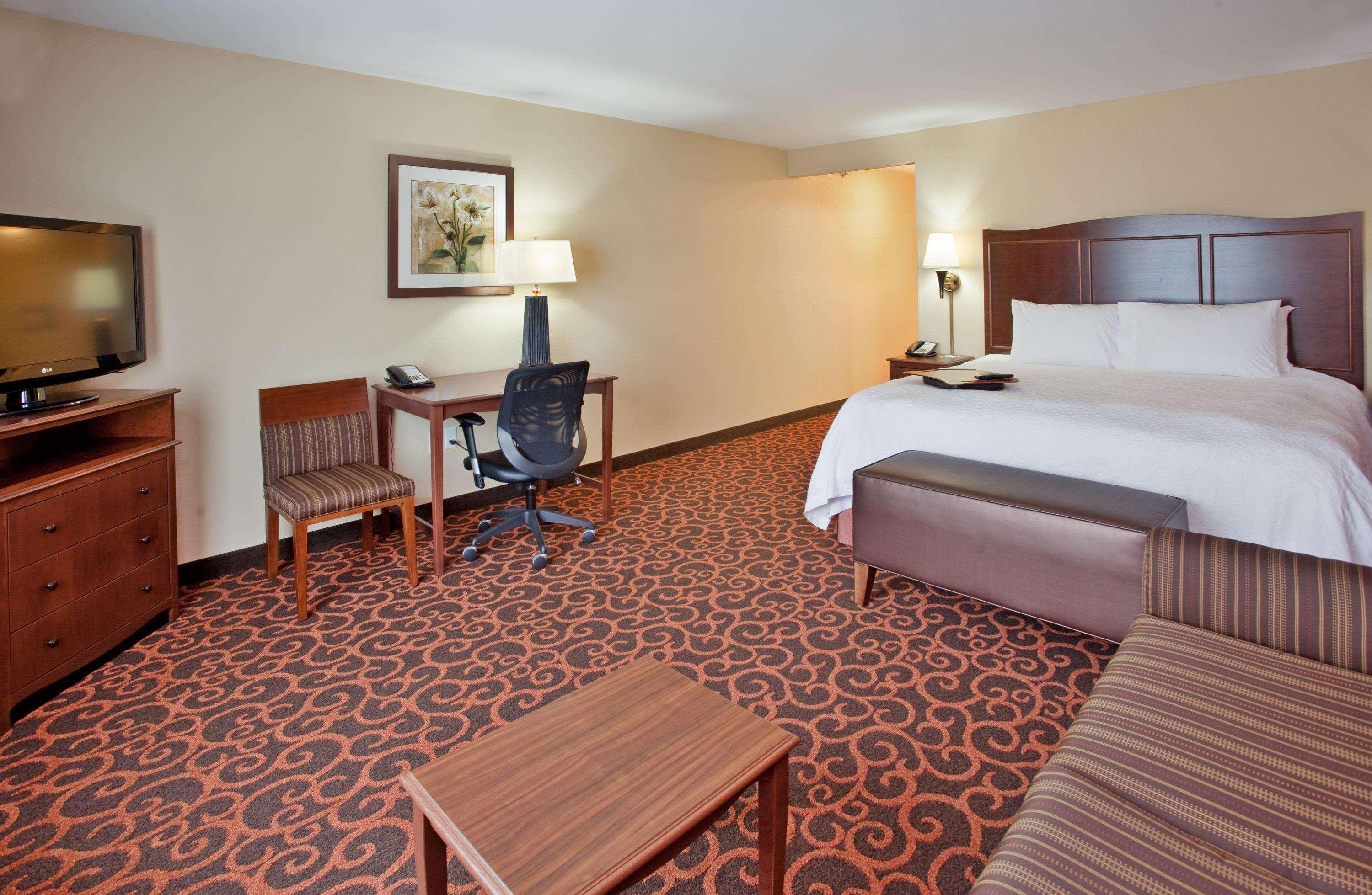 Hampton Inn & Suites Watertown Zewnętrze zdjęcie