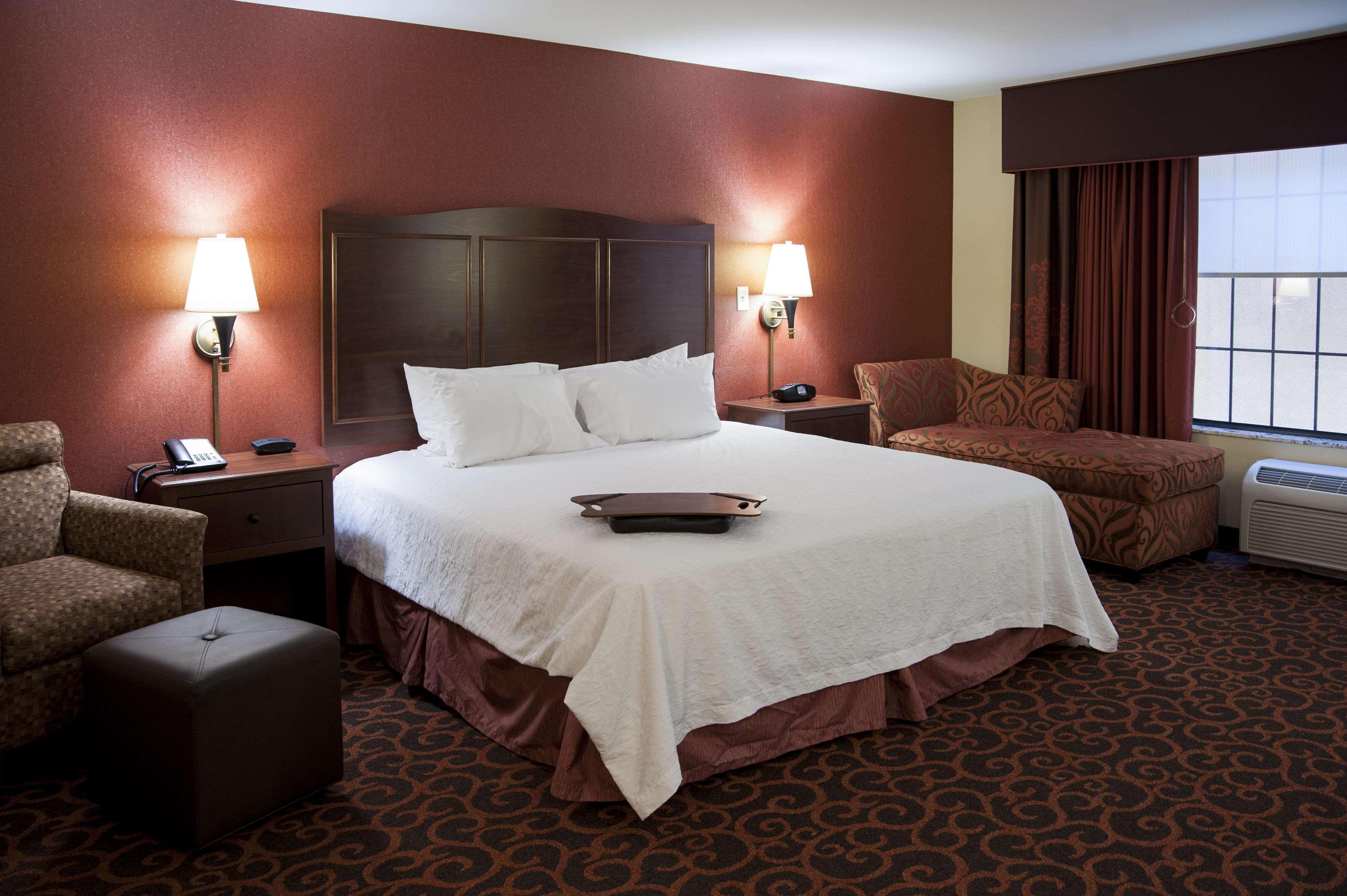 Hampton Inn & Suites Watertown Zewnętrze zdjęcie