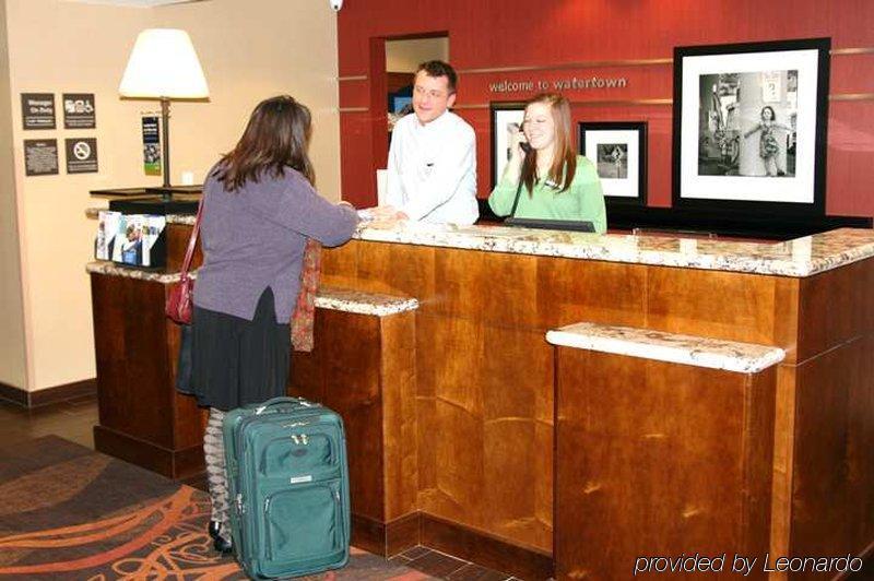 Hampton Inn & Suites Watertown Wnętrze zdjęcie