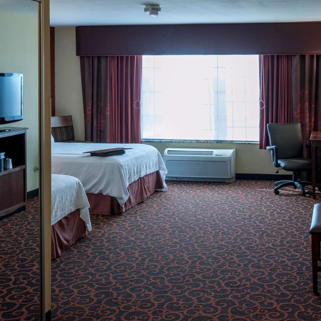 Hampton Inn & Suites Watertown Pokój zdjęcie